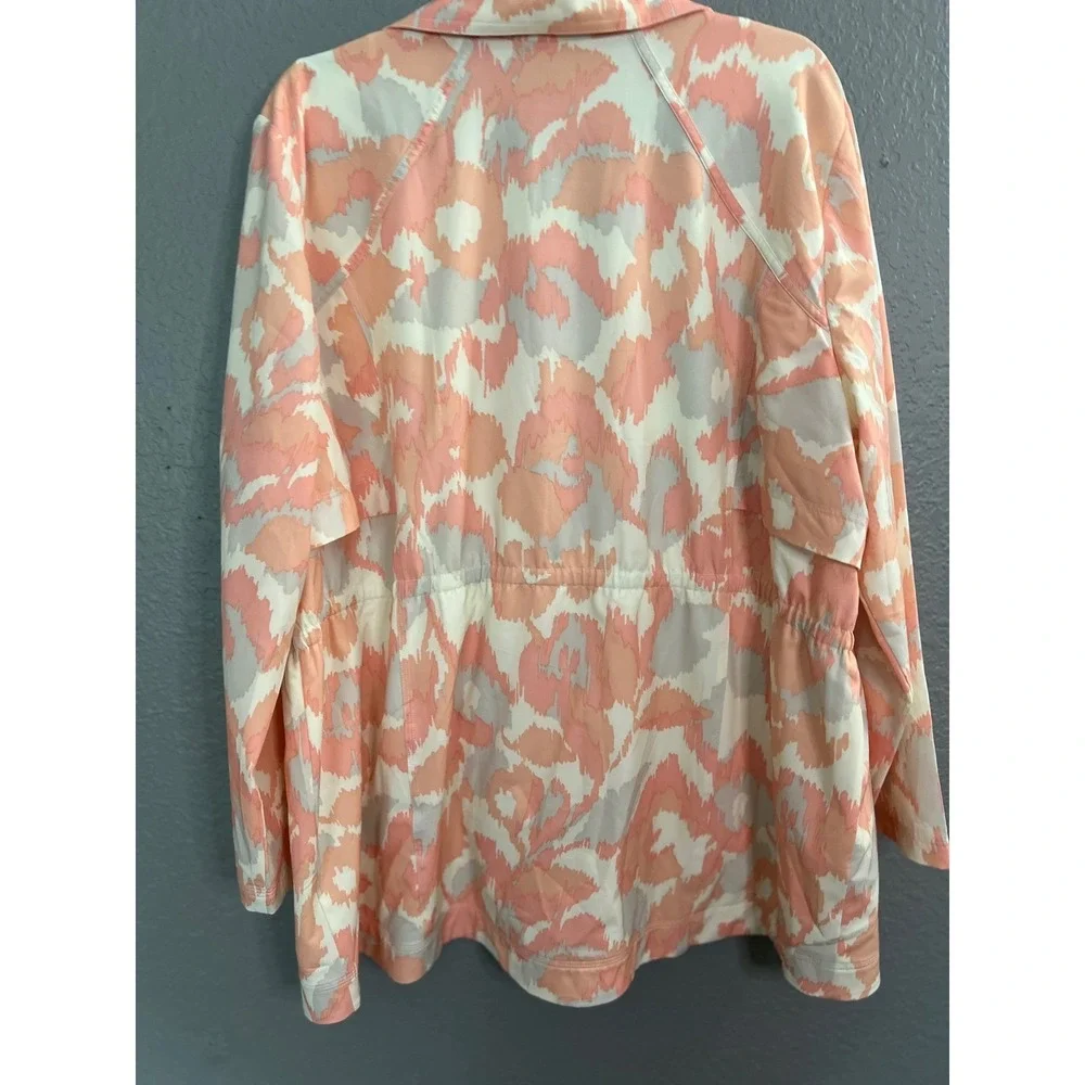 Chicos Zenergy Jacket SZ 4 Anorak Sugared Peach Print‎ UPF 50+ Full Zip NEW